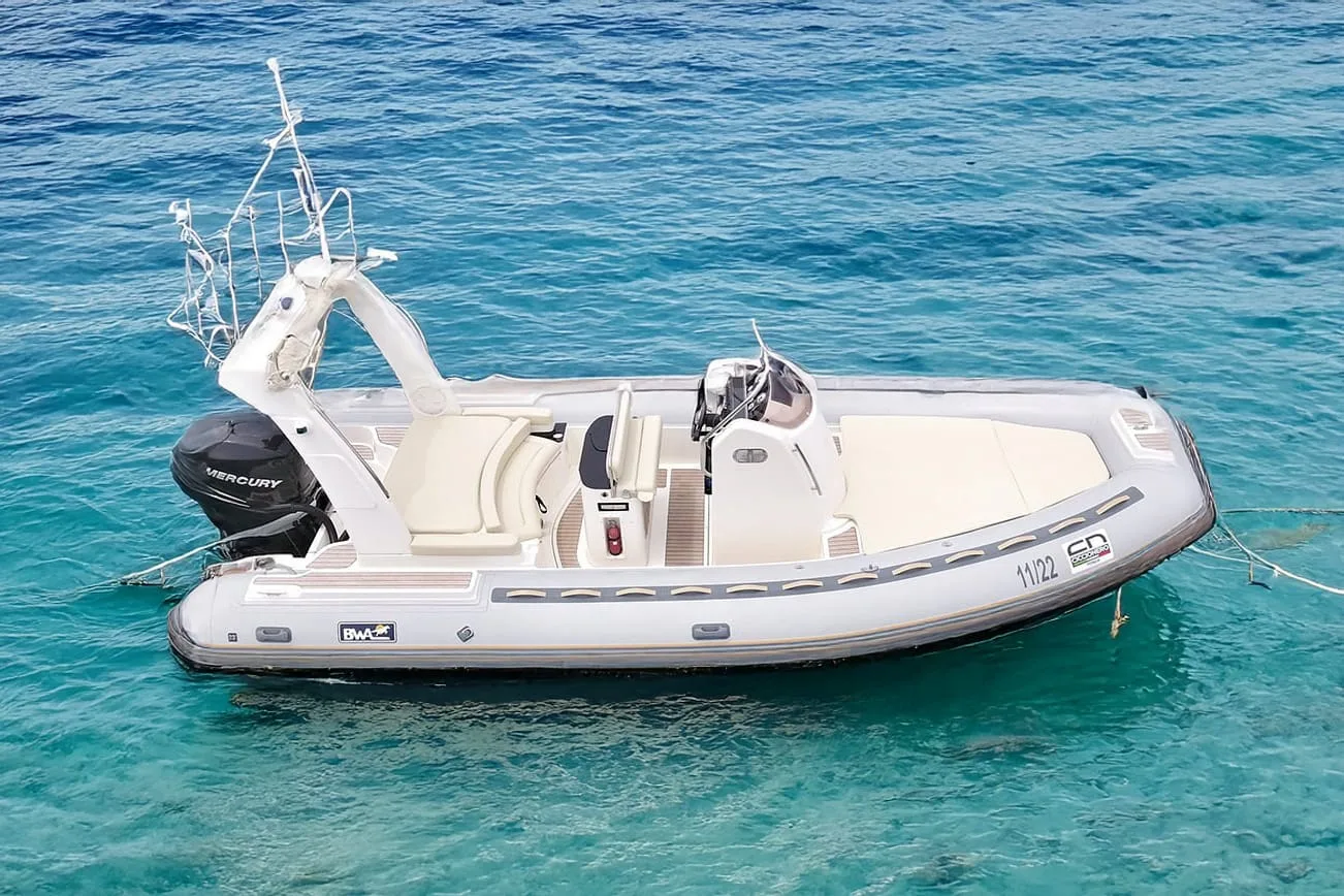 Noleggio Gommone BWA 4 Lancia Gaia 16